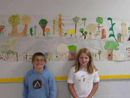 students with mural